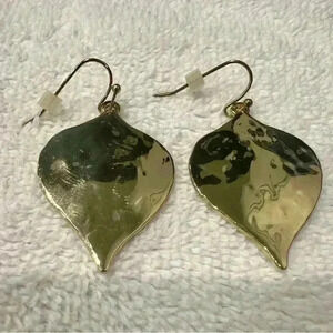 Leaf Shaped GOLD Dangle Earring